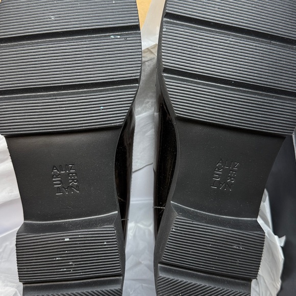 Naturalizer Women's Committed Lug Sole Loafers- Size 11 - Picture 12 of 12